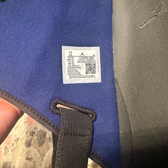 Sandal nike jordan just wore a couple time - Picture 5 of 5